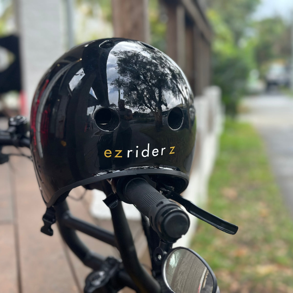 Helmet e-bike Ezriderz