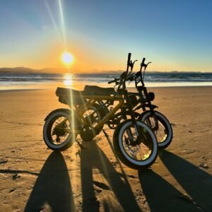 E-bike-Byron-EzRiderz-beach