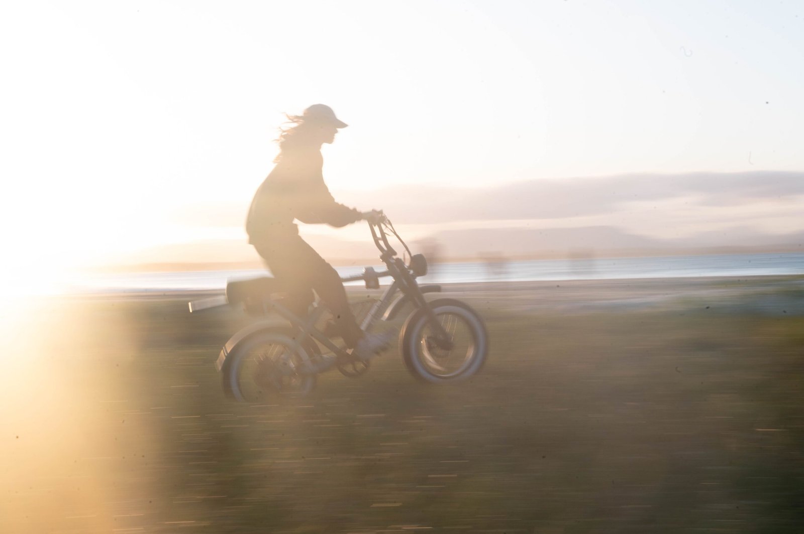 electric-bike-hire-byron-bay-beach-ride-eziderz-