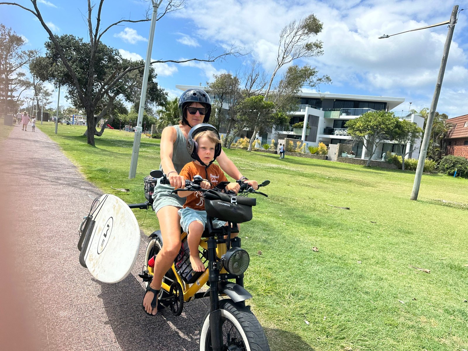 ezriderz-ebike-kids-byron-school